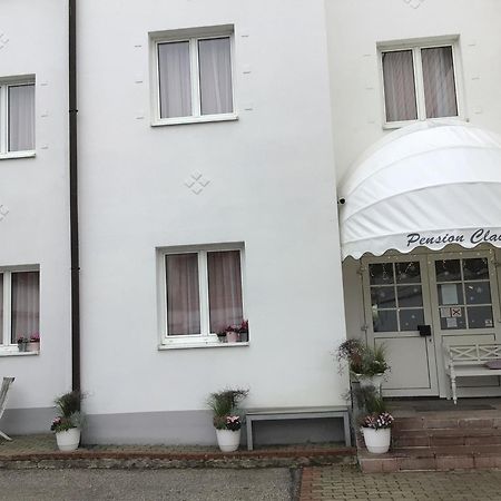 Pension Claudia Vösendorf Buitenkant foto